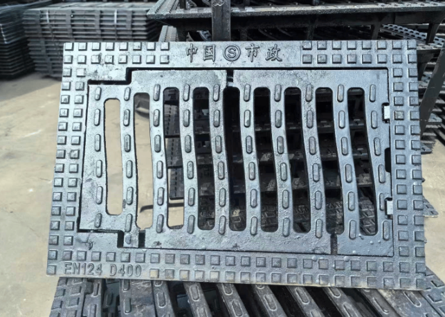 抱罗镇球墨铸铁市政雨水篦子展示